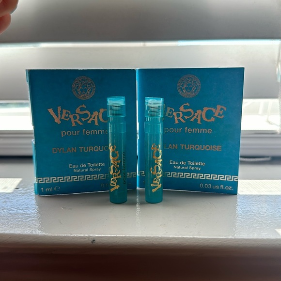 New Versace Dylan Turquoise - Picture 3 of 6